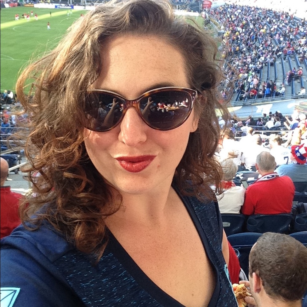 Meet your Posher, Ashley